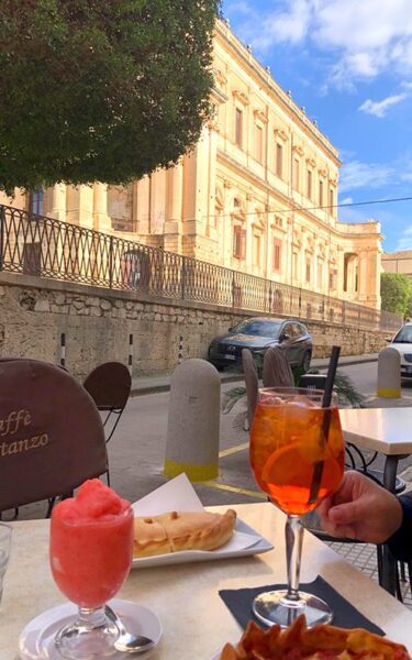 Fabiola Baquero's picture of Sicily: terrace with some drinks and snacks Fabiola Baquero's picture of Sicily: terrace with some drinks and snacks