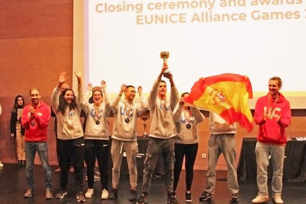 Equipo-Volley-UC-Alliance-Games-2025---copa Equipo-Volley-UC-Alliance-Games-2025---copa